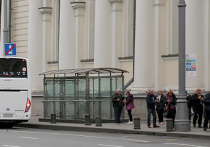 Отменить на время подготовки к выступлению президента РФ Владимира Путина перед Федеральным собранием целую автобусную остановку вынужден Мосгортранс