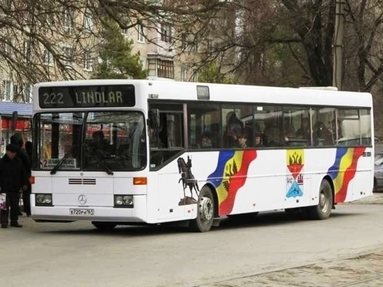 Транспортные компании Новочеркасска хотят поднять стоимость проезда в автобусе до 25 рублей
