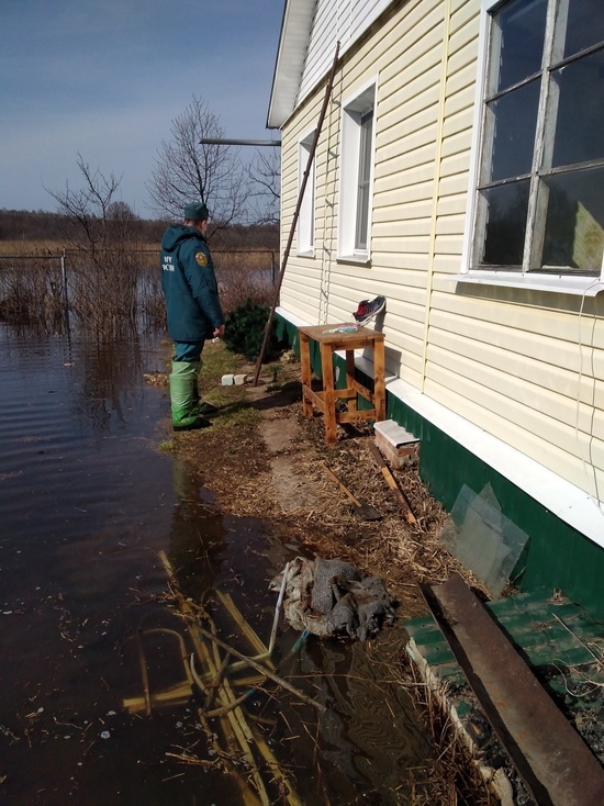 В Ивановской области наступает паводок: в Лухе затоплены несколько приусадебных участков