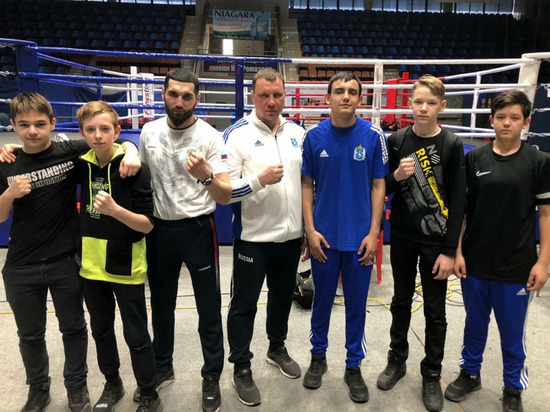Юные боксеры из Ямала завоевали 5 медалей на первенстве УрФО
