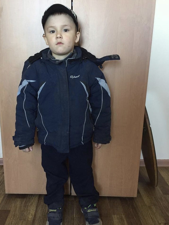 В Улан-Удэ сотрудники полиции ищут родителей потерявшегося ребенка