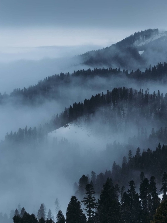 В Сочи завершили зимний сезон на 2 горных курортах