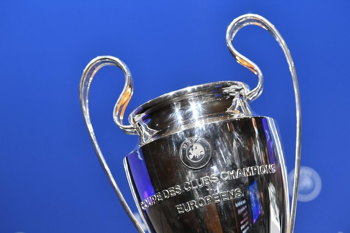 В понедельник, 19 апреля, на исполкоме УЕФА должны одобрить новый формат Лиги чемпионов, поэтому клубы торопятся
