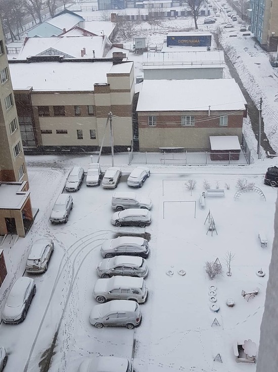 Фотоподборка: снежная весна на Сахалине