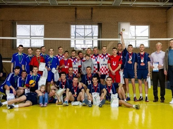 Чемпионом ДНР по волейболу снова стал донецкий «Салют»