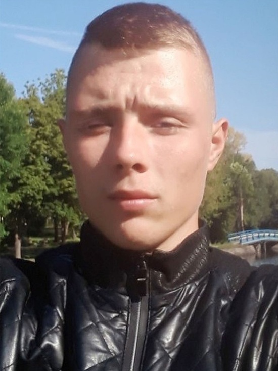 Больше двух недель в Тверской области не могут найти молодого парня