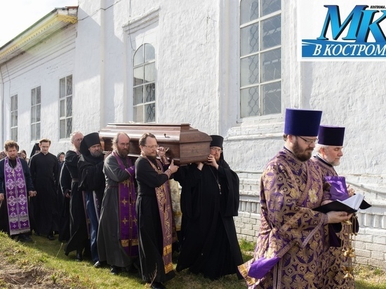 В Костромской области похоронили погибшего игумена монастыря