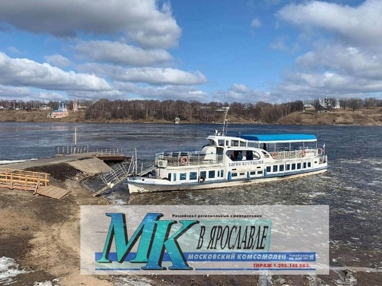 Из-за скандала с теплоходом «Борис Кустодиев» Тутаев остался без переправы