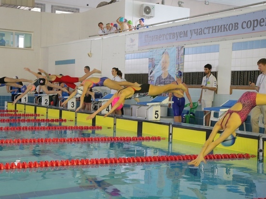 Старооскольцы заняли все призовые места в турнире городов Черноземья по плаванию