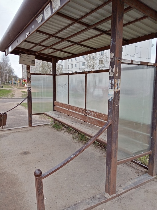 В Смоленске отремонтировали остановку «Пригорская»