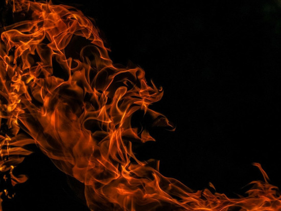 Сотрудники МЧС ДНР спасли упавшую в подвал женщину