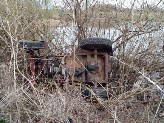 В Жердевском районе трактор перевернулся в кювете