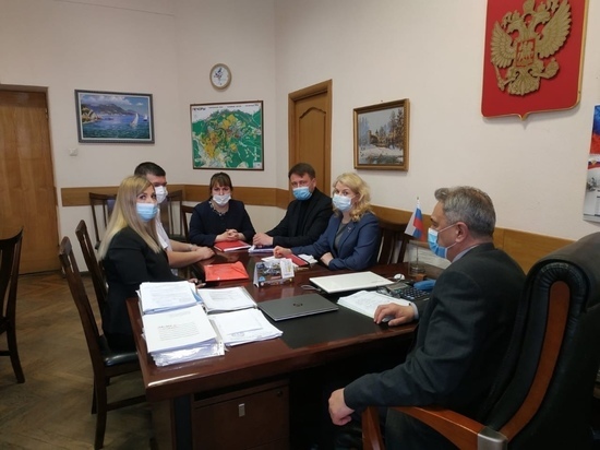 Председатель Псковского облсовпрофа встретился с главой Печорского района