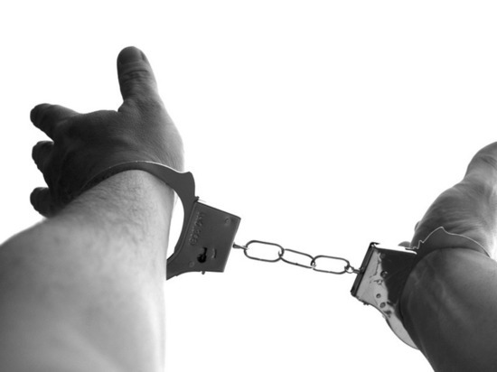 Двое парней на Колыме ограбили слабовидящего инвалида