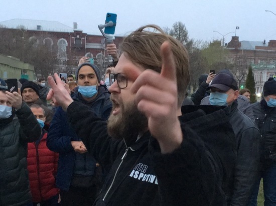 Несанкционированный митинг за Навального в Саратове: первые задержания