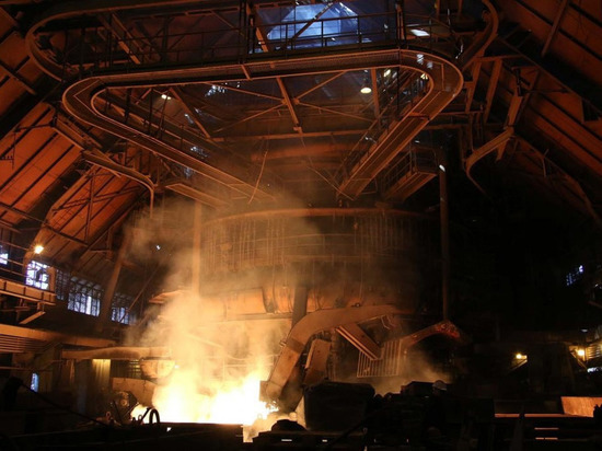 На Донецком металлургическом заводе запускают доменную печь