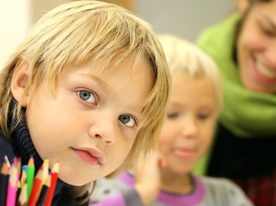 Президентские 10 000 в Калужской области получат родители 124 000 детей