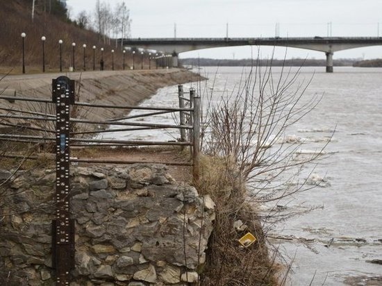 В Кирове уровень воды в Вятке поднялся на три метра