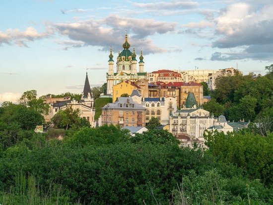 Суд в Киеве признал переименование Московского проспекта в проспект Бандеры