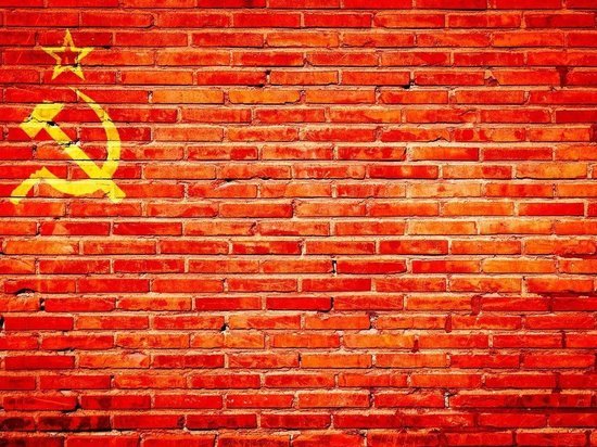 Экс-президент Украины обвинил КПСС и комсомол в развале СССР