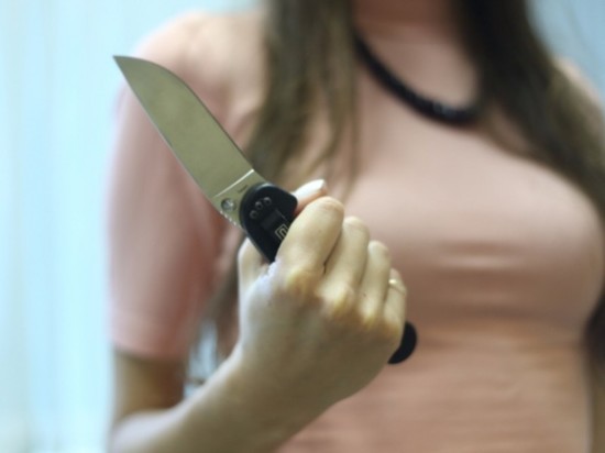В Кинешме пьяная жена пырнула своего мужа ножом в живот из-за его нотаций