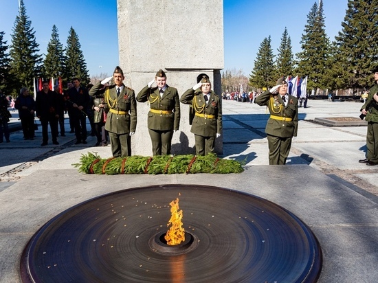 Эстафета памяти воинов-сибиряков прошла в Новосибирске