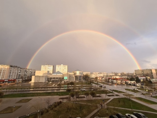 Жители Тверской области сфотографировали яркую радугу