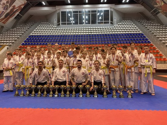 Полсотни наград завоевала сборная ДНР по каратэ в 1-й день Чемпионата России