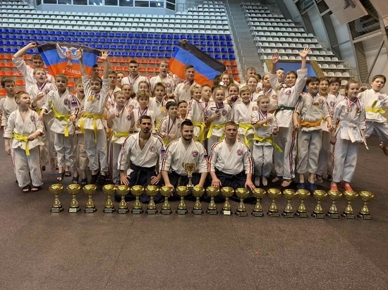 Сборная ДНР по косики каратэ завоевала на Чемпионате России 77 медалей