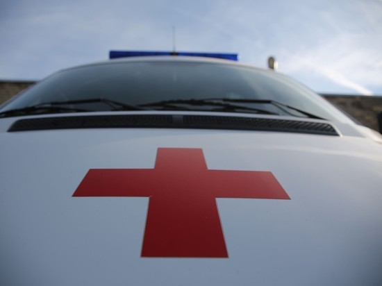 В Волгограде в ДТП с уборочной машиной пострадали два человека В Волгограде в ДТП с уборочной машиной пострадали два человека