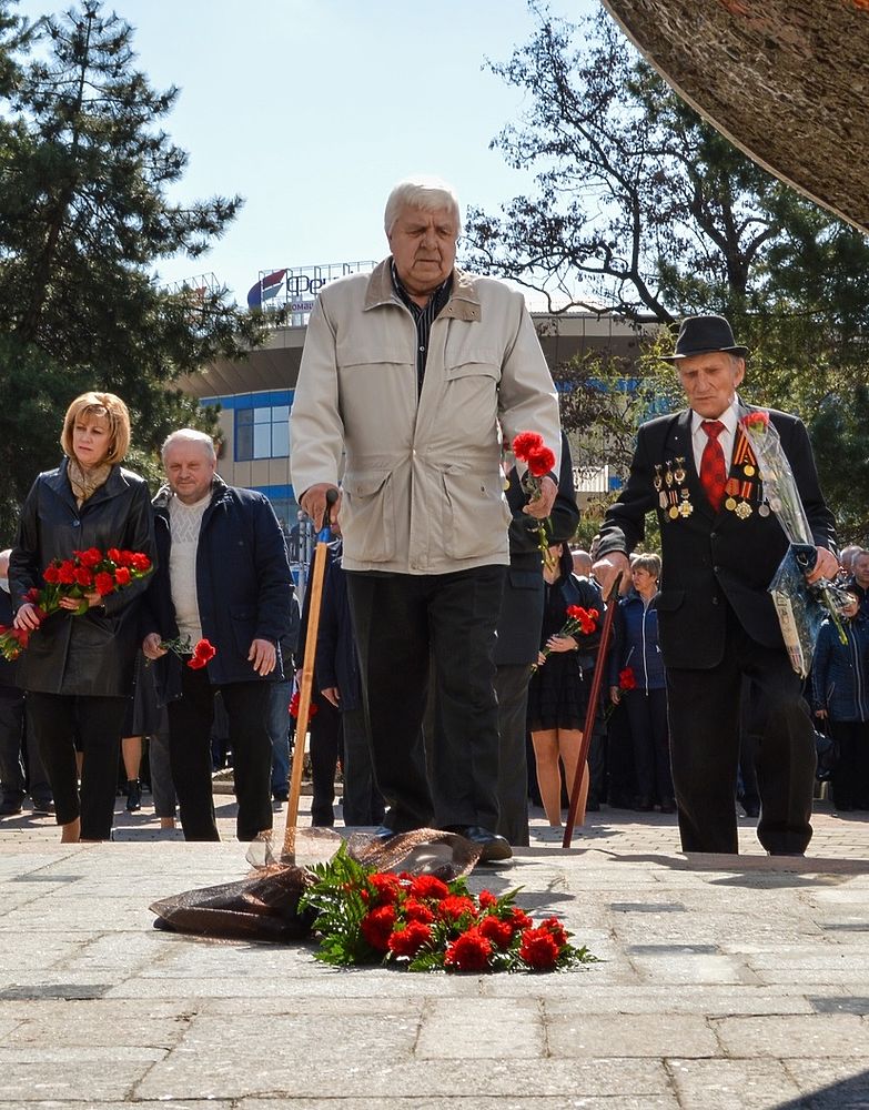 Жители Донецка почтили память ликвидаторов аварии на ЧАЭС