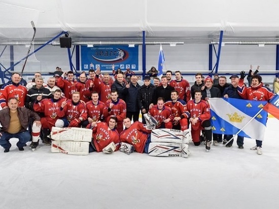 Обладателем Кубка губернатора Калужской области по хоккею стала команда Медыни