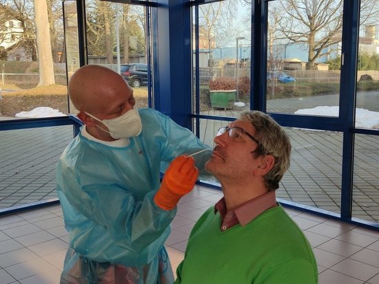Германия: Как часто работодатель должен тестировать сотрудника на кoронавирус