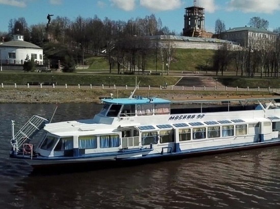 Костромичи удивлены: цены на речной трамвайчик «Москва-52» не увеличатся