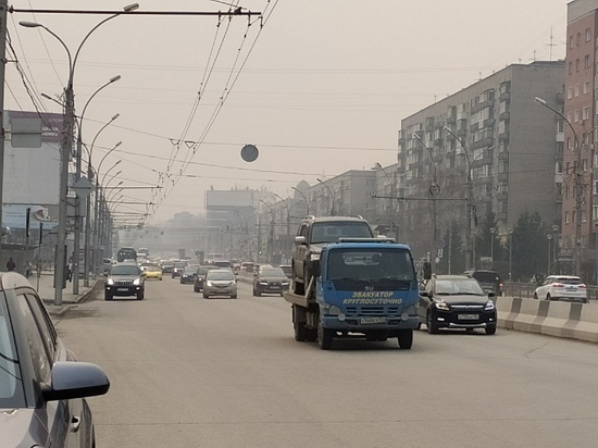 Бороться с пылью в Новосибирске будут шампунем и реагентами