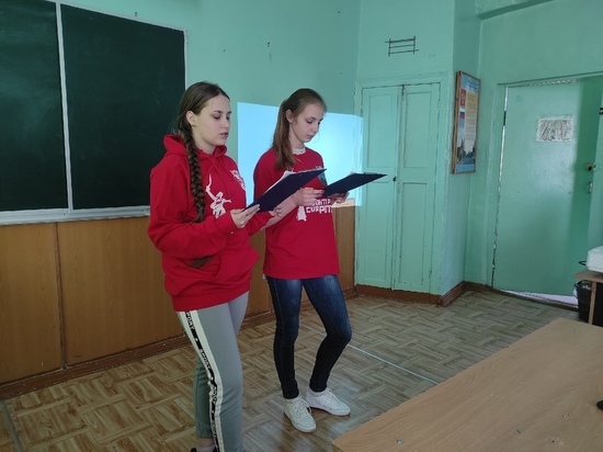 В Рославле волонтёры провели урок для школьников и рассказали об аварии на Чернобыльской АЭС