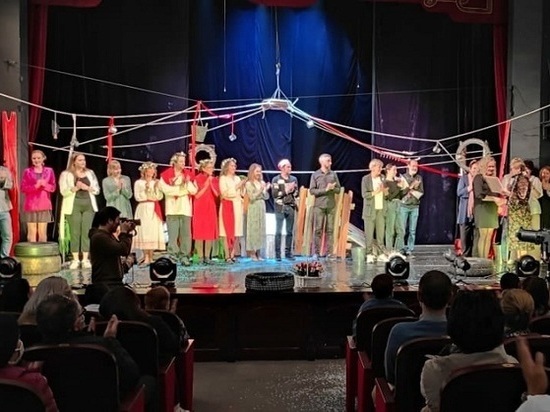 В Калмыки  завершились гастроли Национального театра Карелии
