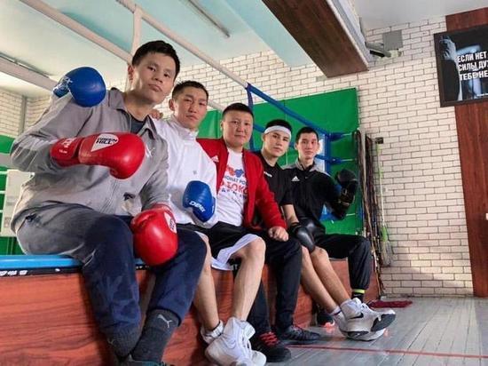 Боксеры из Якутии отправились на мастерский турнир в Магадане