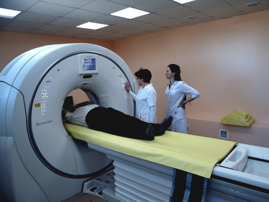 На закупку двух томографов мурманской больнице добавят 300 миллионов рублей из резервного фонда