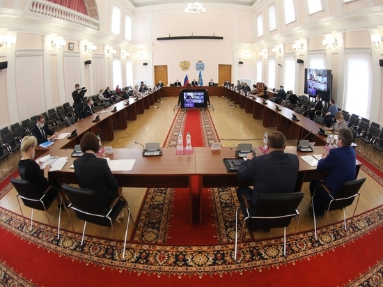 Законопроект «яблочников» о прямых выборах глав Пскова и Великих Лук снова отклонили