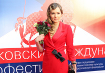 Актриса Мария Кожевникова рассказала, что несколько месяцев назад вся ее семья едва не погибла