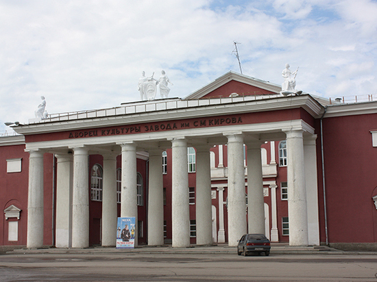 Дворцу имени Кирова в Копейске помогут создать «черный кабинет»