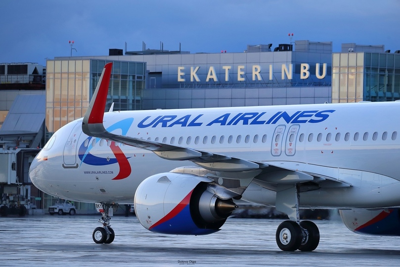 Уральские авиакомпании отзывы. A321 Neo Ural Airlines. Airways u5. Аэробус новогодний Евпатория. Аэробус 321 Уральские авиалинии отзывы.