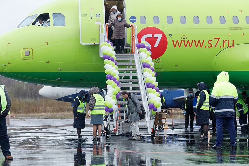 "Счастливого пути": Первый авиарейс отправился из Пскова в Симферополь