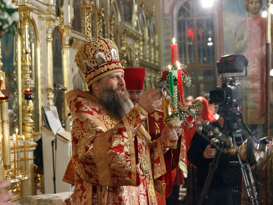 Митрополит Новосибирский и Бердский Никодим поздравил верующих с Пасхой 2021