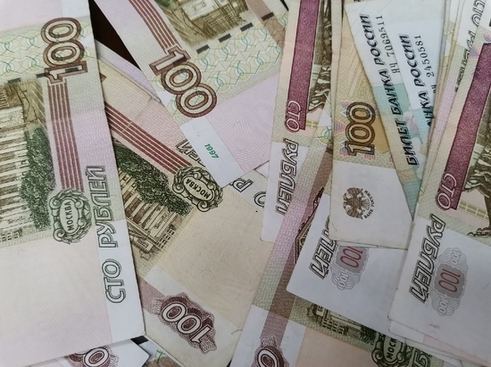 В Тульской области мужчина выкрал деньги из чужого сейфа