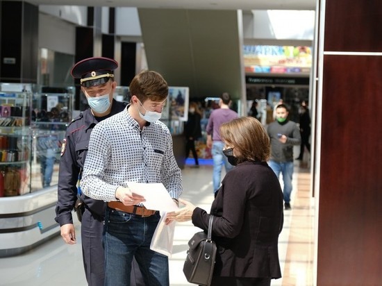 В Астрахани проверили торговые центры