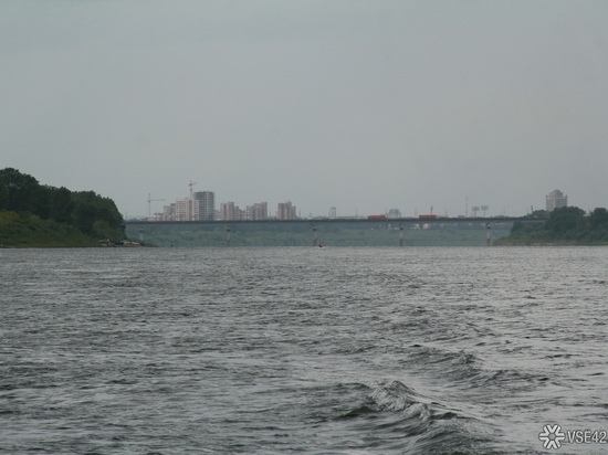 Вода в Томи поднялась выше опасной отметки в 700 сантиметров