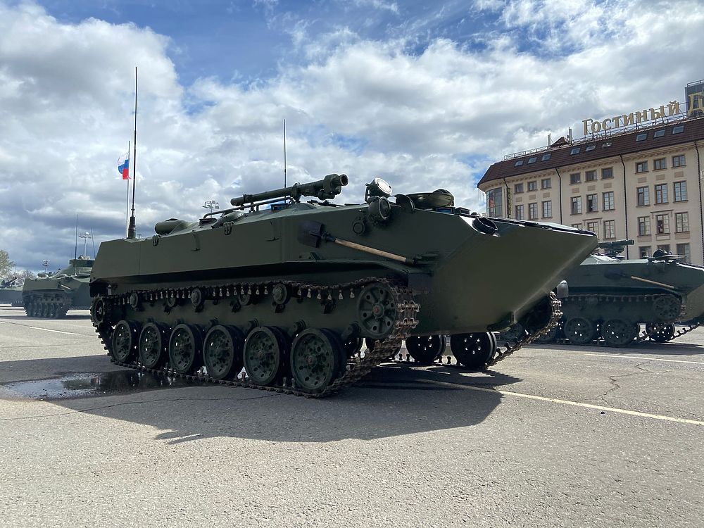 На площадь Ленина в Туле выехали танки 