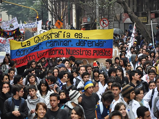 Хакеры заблокировали сайт армии Колумбии из-за насилия при подавлении протестов